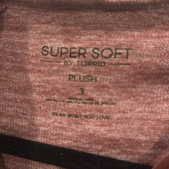 Torrid Super Soft Plush Pink Hooded Sweater Cardigan 3X Duster Ruffle Hem - Picture 3 of 4